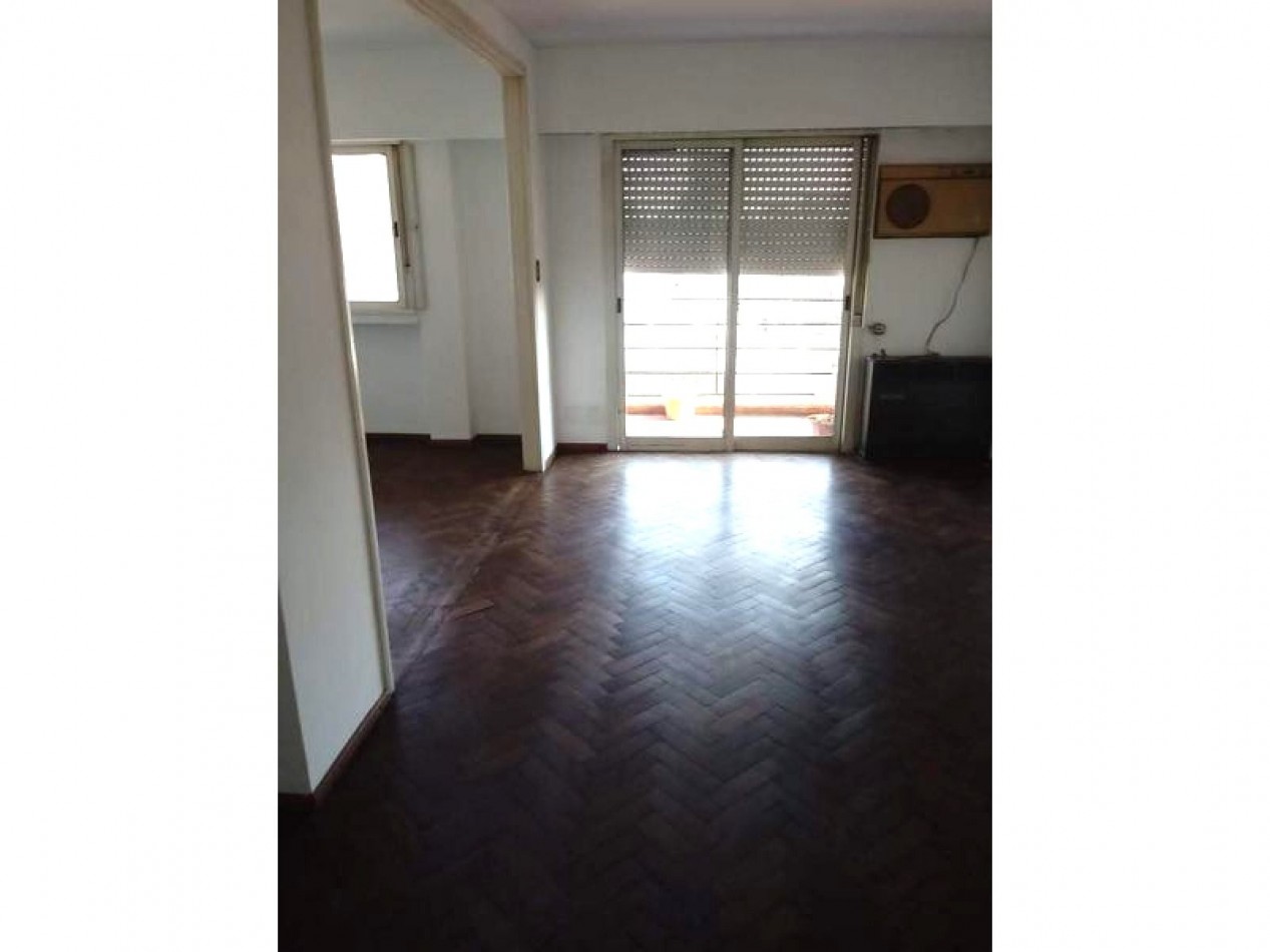 VENTA DEPARTAMENTO 3 DORMITORIOS - ABASTO