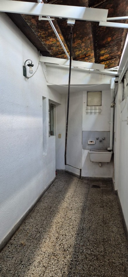 ALQUILER DEPARTAMENTO 2 DORMITORIOS CON PATIO - ABASTO - 