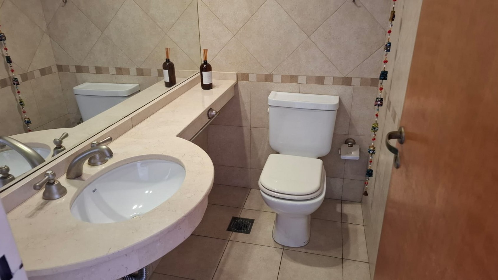 DEPARTAMENTO PISO EXCLUSIVO 3 DORMITORIOS - DOBLE COCHERA - CENTRO